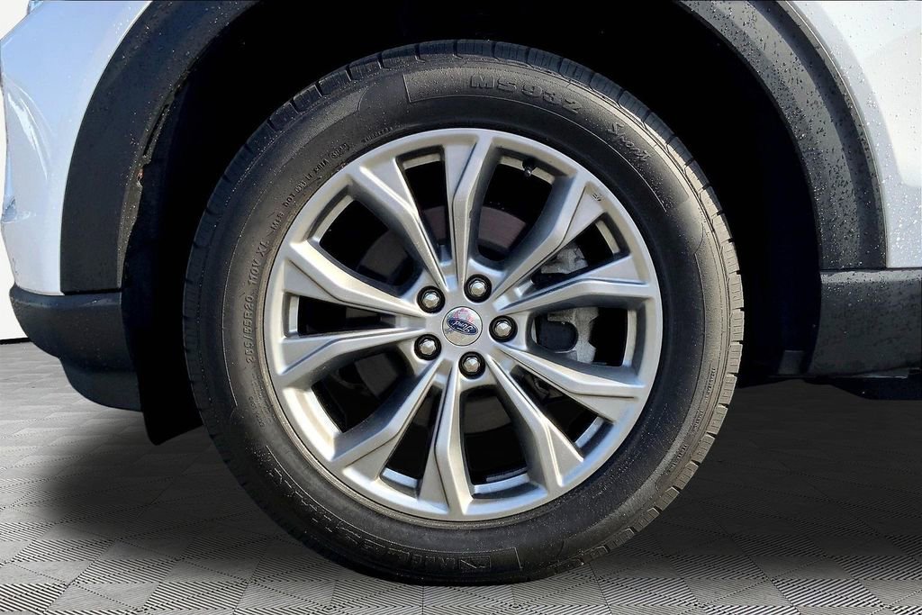 Used 2022 Ford Explorer Limited w/ Equipment Group 301A image 22