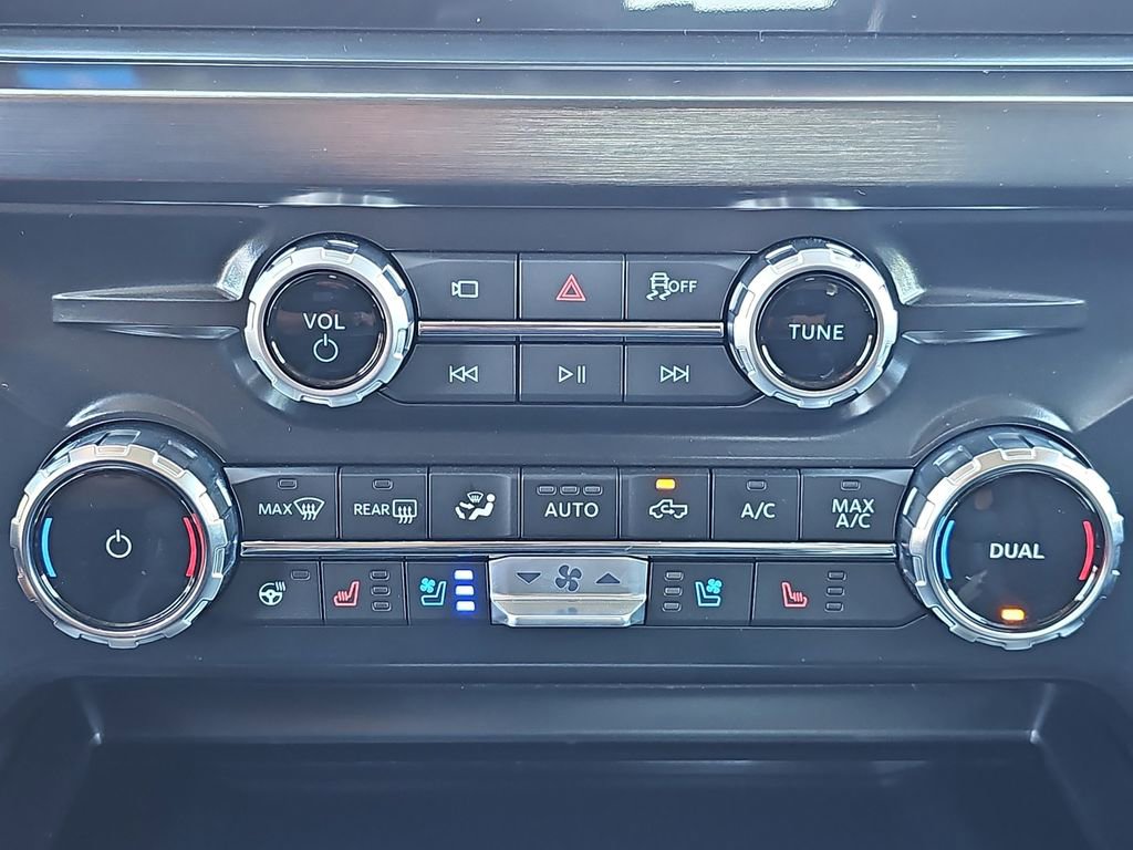 New 2026 Ford F350 Lariat w/ FX4 Off-Road Package image 20