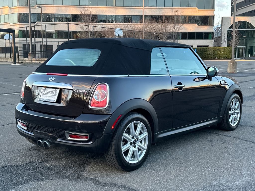 Used 2015 MINI Cooper S image 32