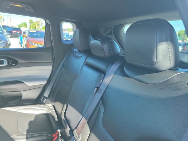 Used 2025 Jeep Compass Limited image 12