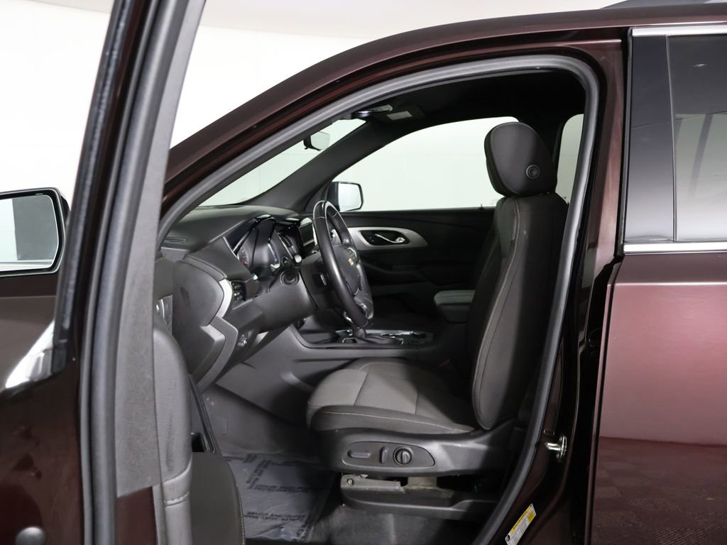 Used 2022 Chevrolet Traverse LT FWD image 28