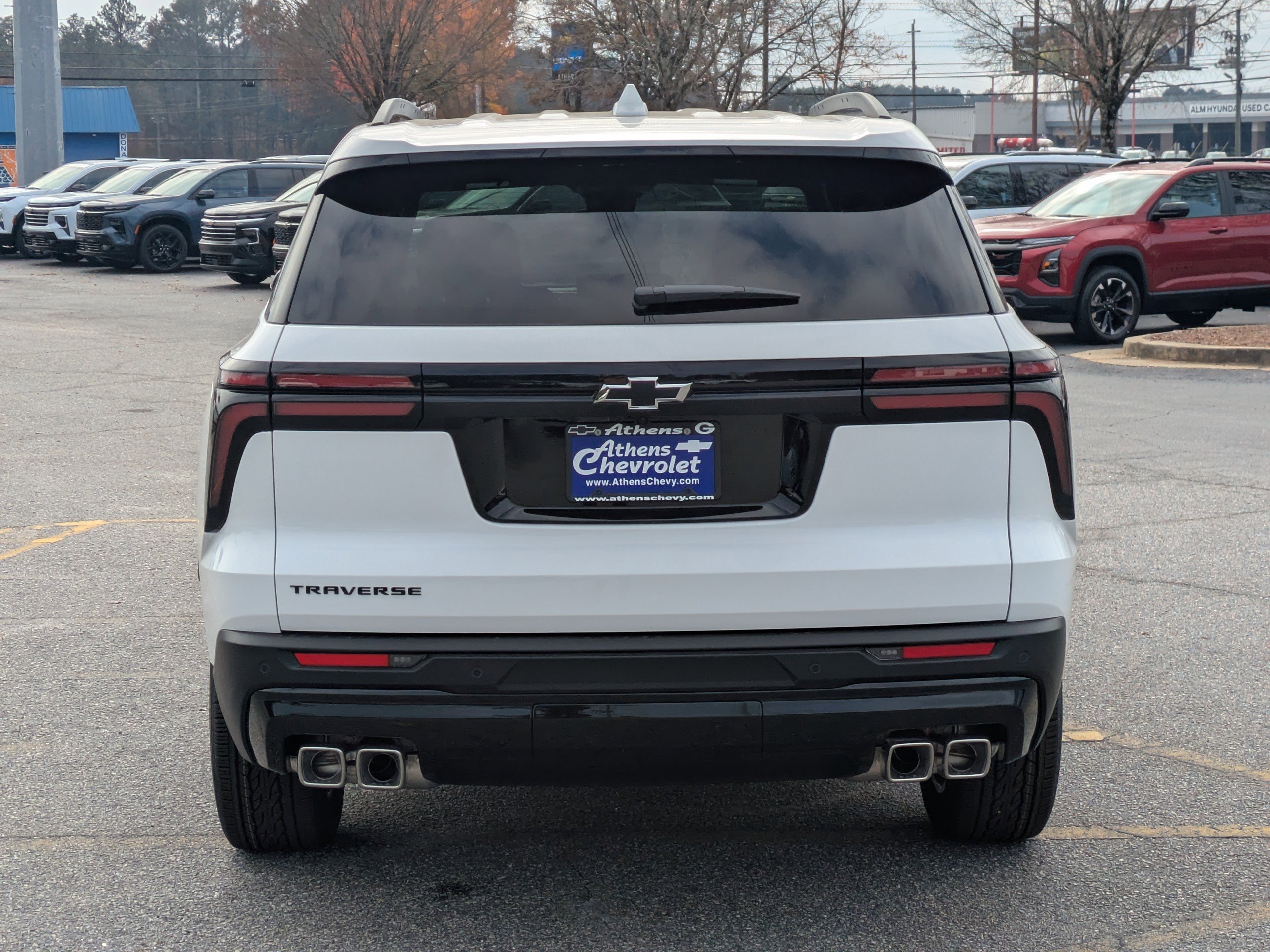 New 2026 Chevrolet Traverse LT w/ Midnight/Sport Edition image 5
