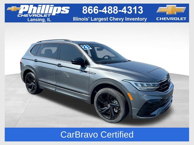 Used 2023 Volkswagen Tiguan SE R-Line image 1