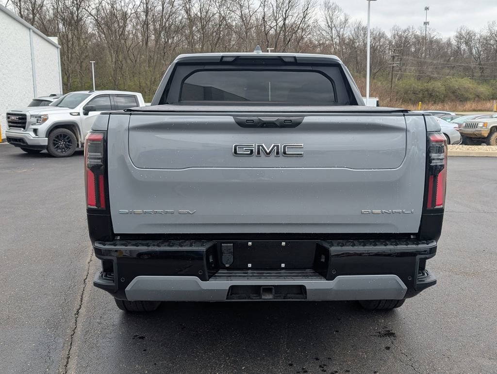 Used 2025 GMC Sierra EV Denali image 6