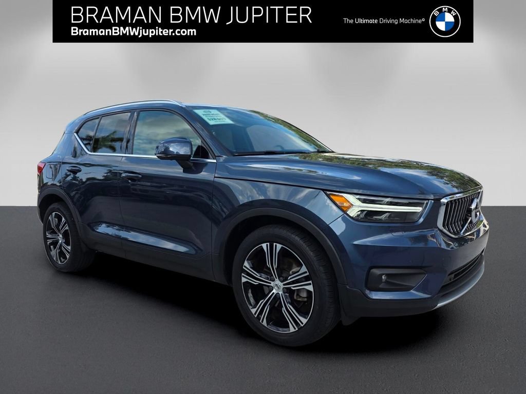 Used 2020 Volvo XC40 T5 Inscription w/ Protection Package Premier