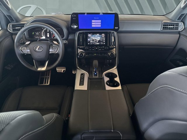 Certified 2025 Lexus LX 700h F Sport image 13