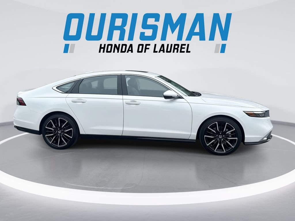 New 2026 Honda Accord Touring image 9