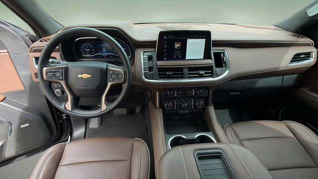 Used 2024 Chevrolet Tahoe High Country AWD/4WD image 21