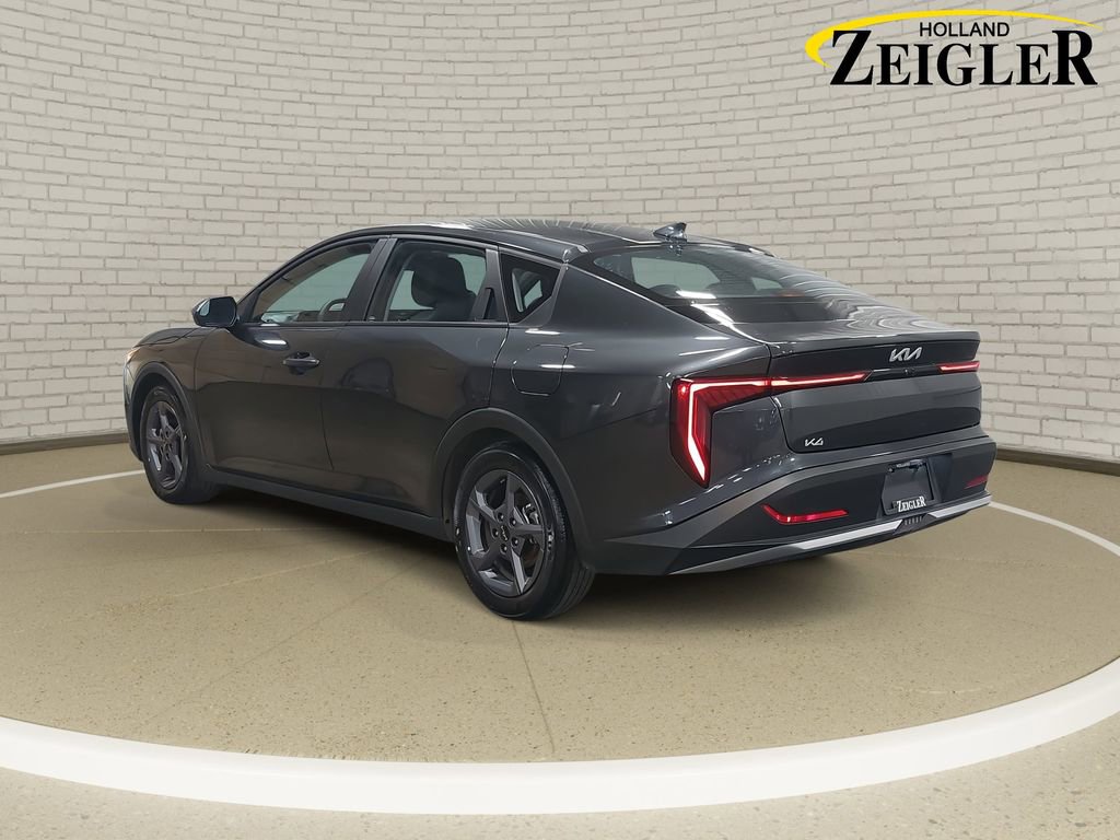 Used 2025 Kia K4 LXS image 7