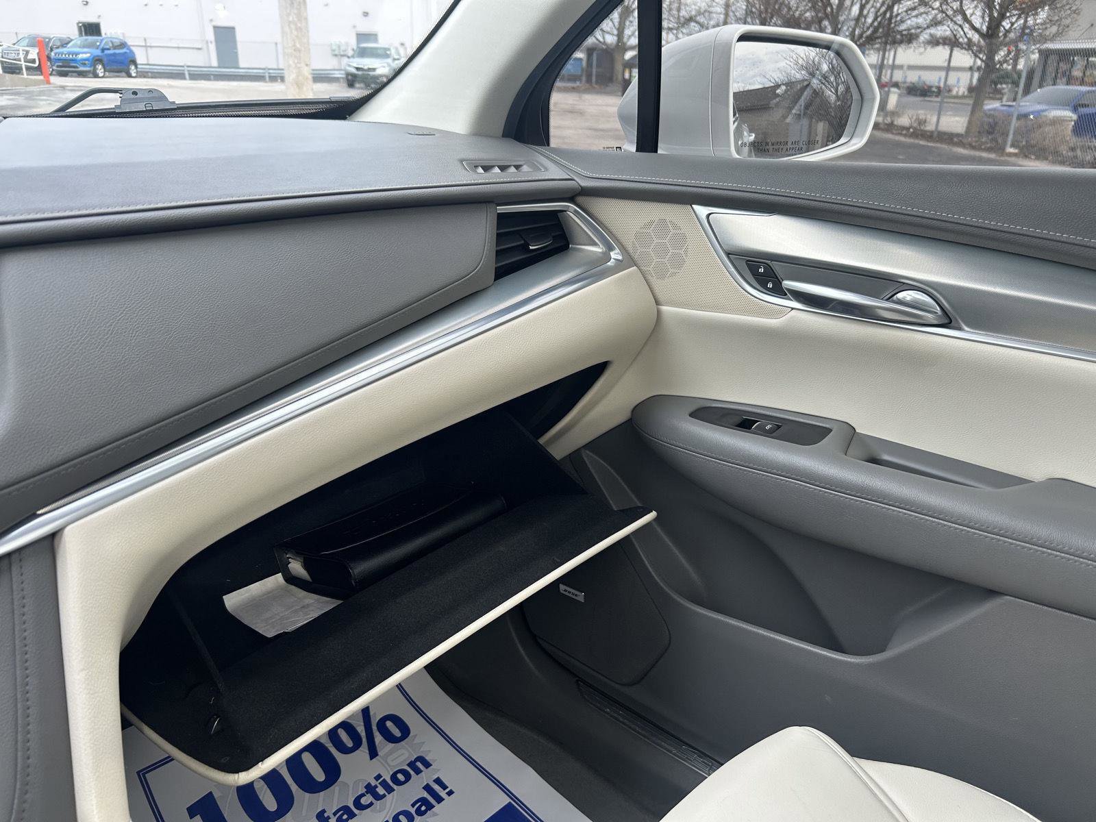 Used 2018 Cadillac XT5 Premium Luxury AWD/4WD image 18
