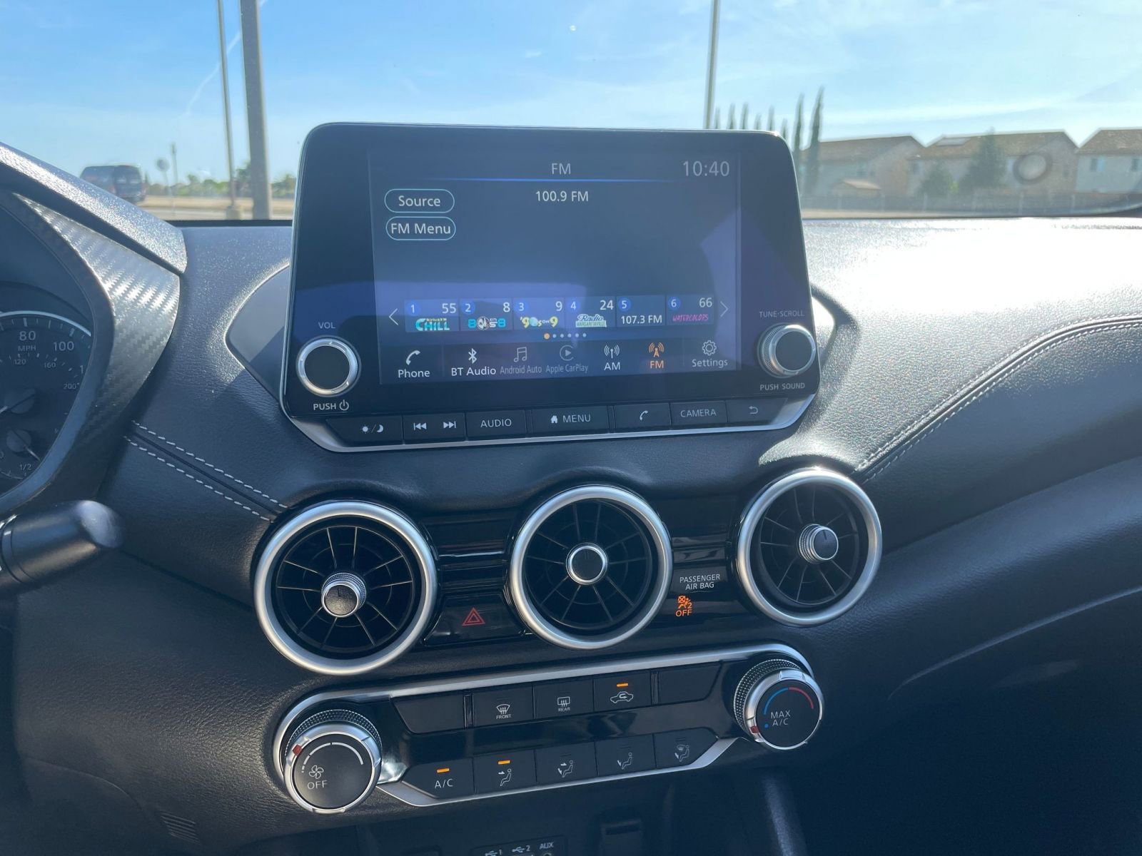 Used 2025 Nissan Sentra SV image 17