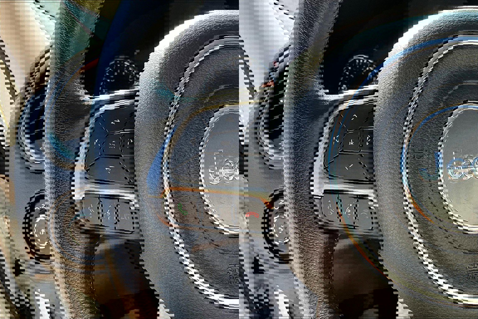 Used 2021 Jeep Renegade Limited w/ Sun & Sound Group image 22