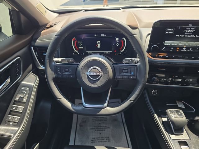 Used 2023 Nissan Rogue Platinum w/ Platinum Premium Package image 12