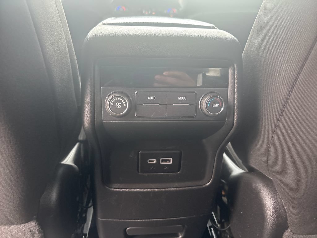 Used 2020 GMC Acadia SLE FWD image 30