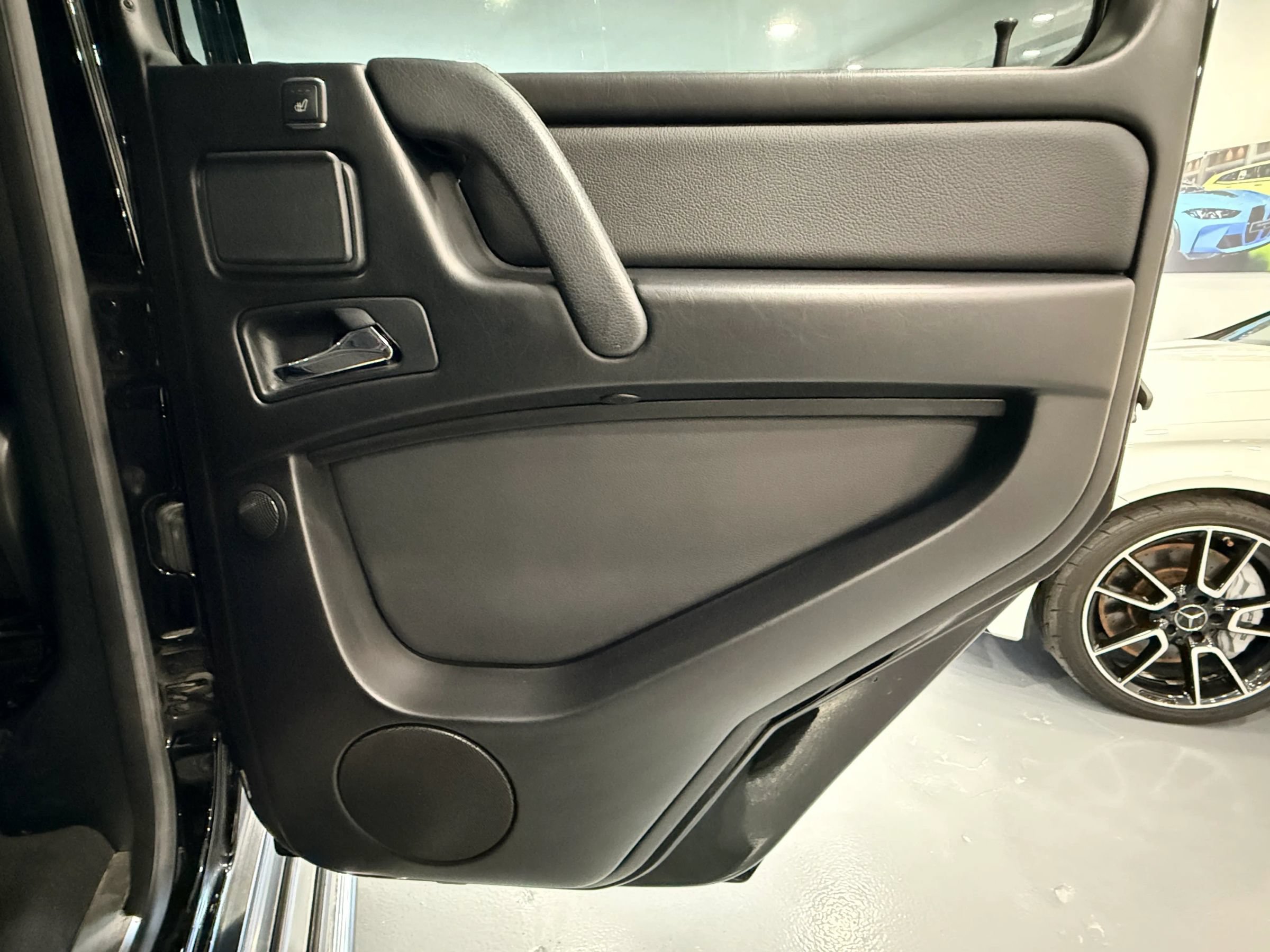 Used 2017 Mercedes-Benz G 550 image 34