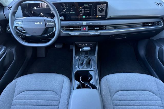 Certified 2025 Kia K4 EX FWD image 17