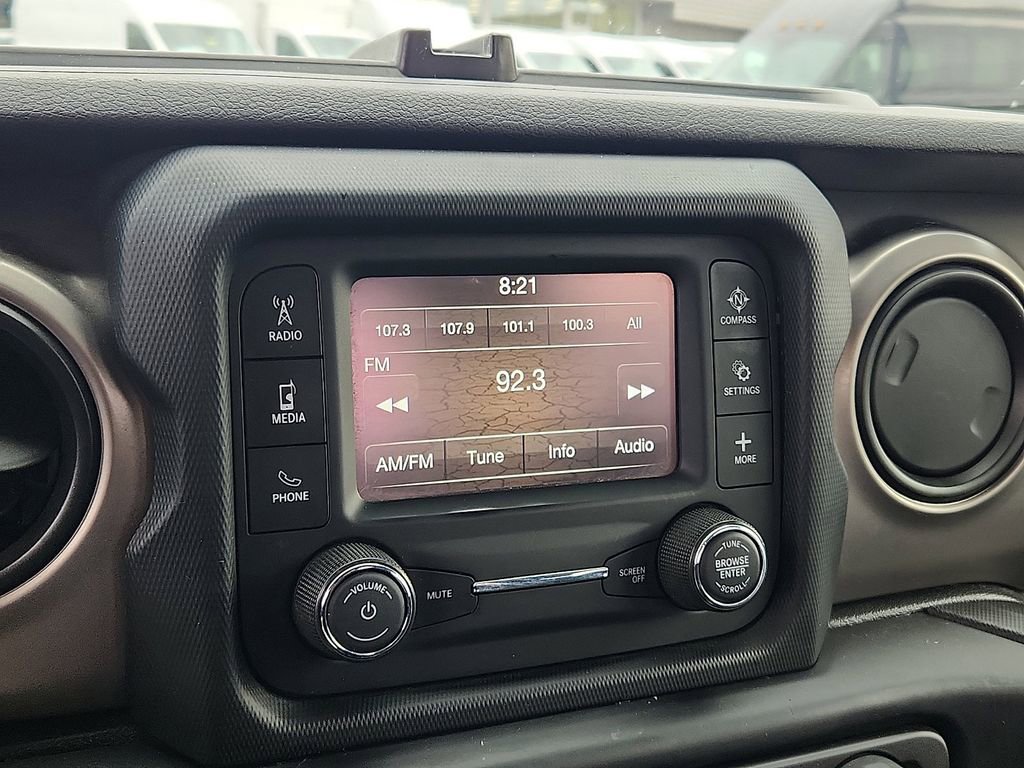 Used 2020 Jeep Wrangler Sport image 10