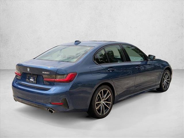 Used 2022 BMW 330i Sedan w/ Driving Assistance Package image 5