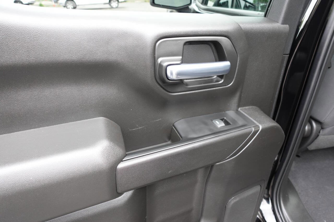 Used 2021 Chevrolet Silverado 1500 Custom w/ Safety Confidence Package AWD/4WD image 20
