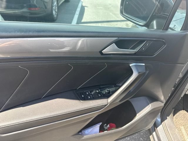 Certified 2023 Volkswagen Tiguan SE w/ Panoramic Sunroof Package FWD image 17