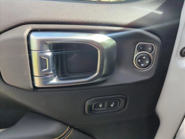 New 2026 Jeep Wrangler Unlimited Sahara AWD/4WD image 17