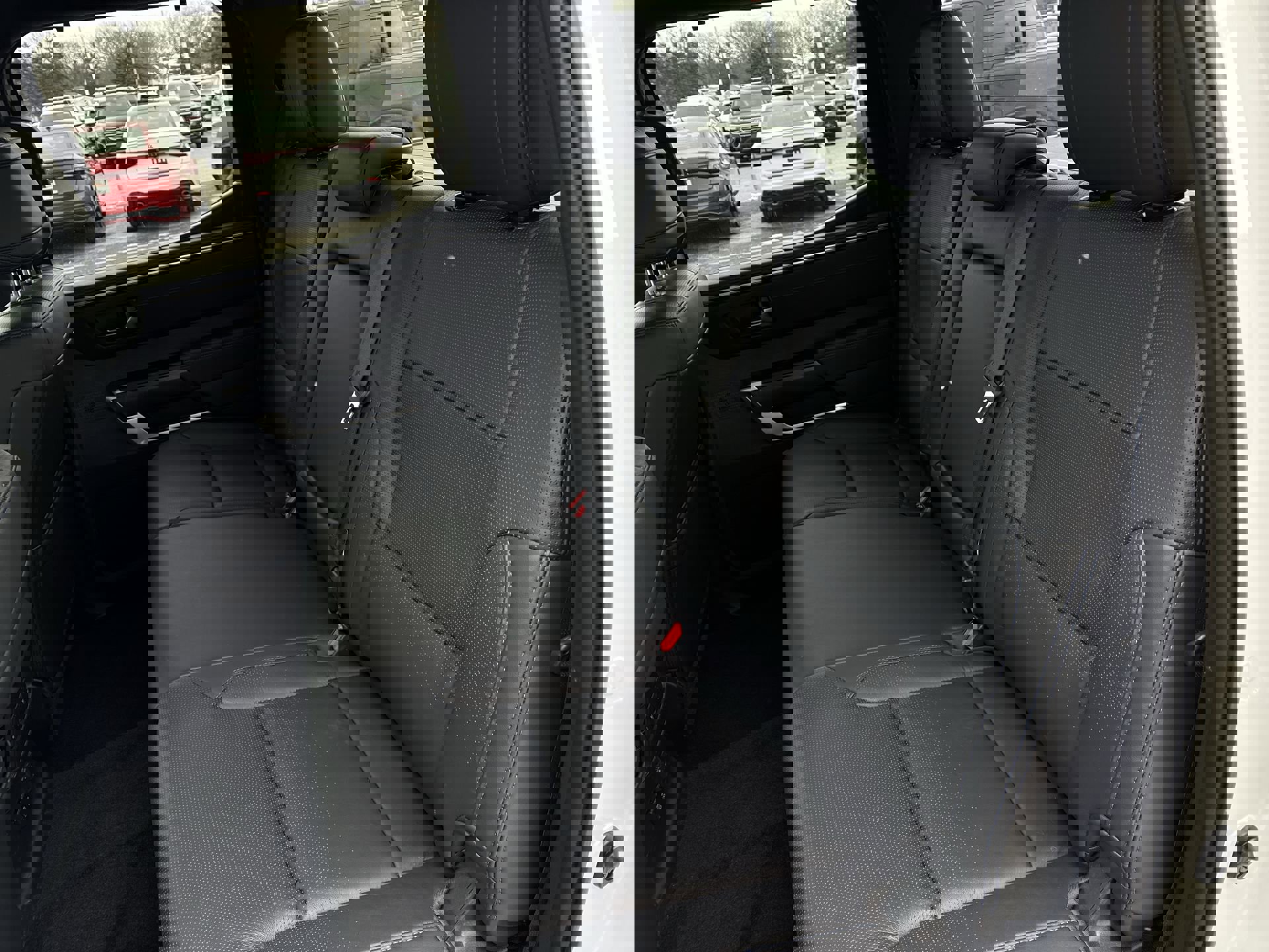 Used 2024 Toyota Tundra Platinum image 25