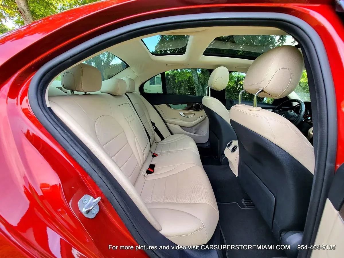 Used 2018 Mercedes-Benz C 300 Sedan image 38