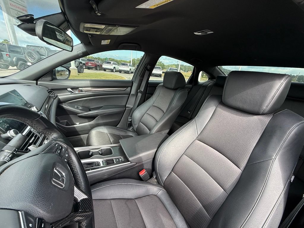 Used 2019 Honda Accord Sport image 22