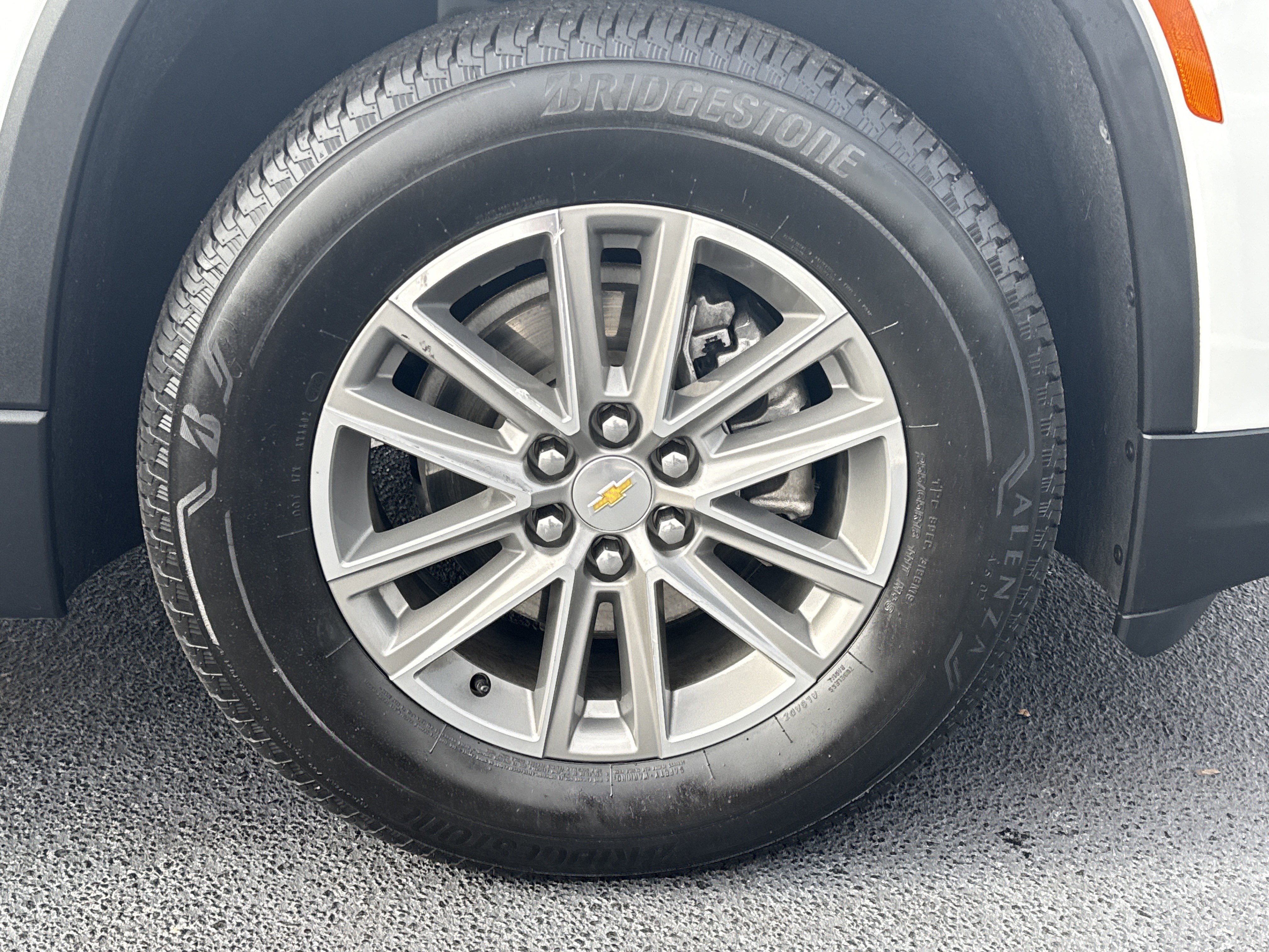 Certified 2024 Chevrolet Traverse LT image 13