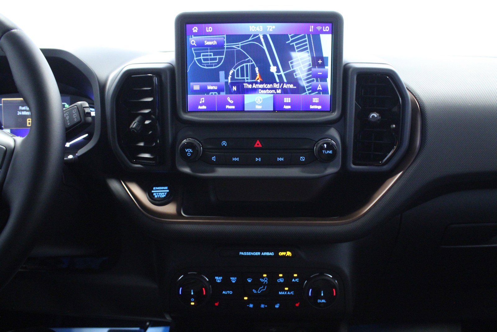 Used 2024 Ford Bronco Sport Outer Banks w/ Tech Package image 22