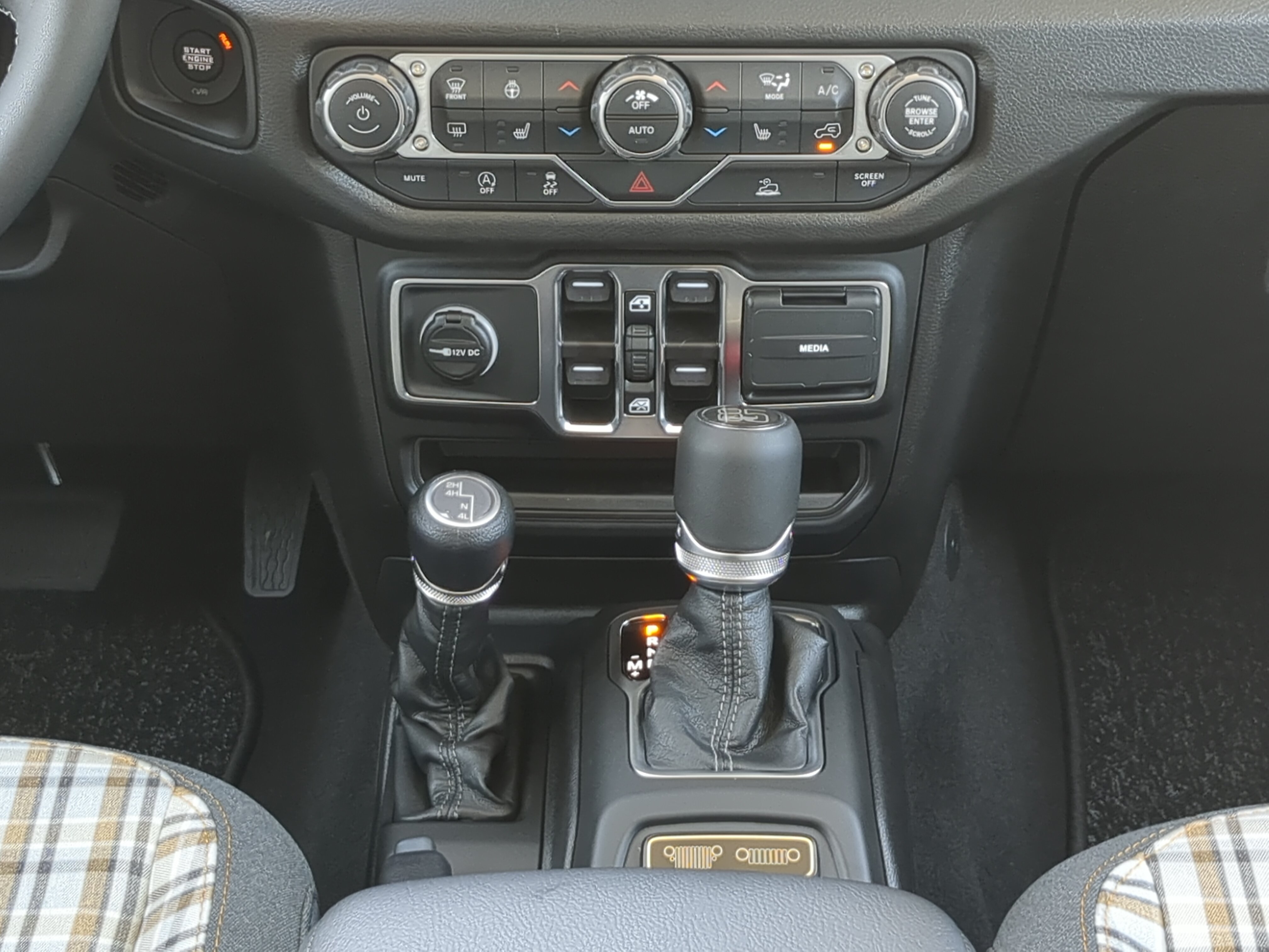New 2026 Jeep Wrangler Unlimited Sport AWD/4WD image 17