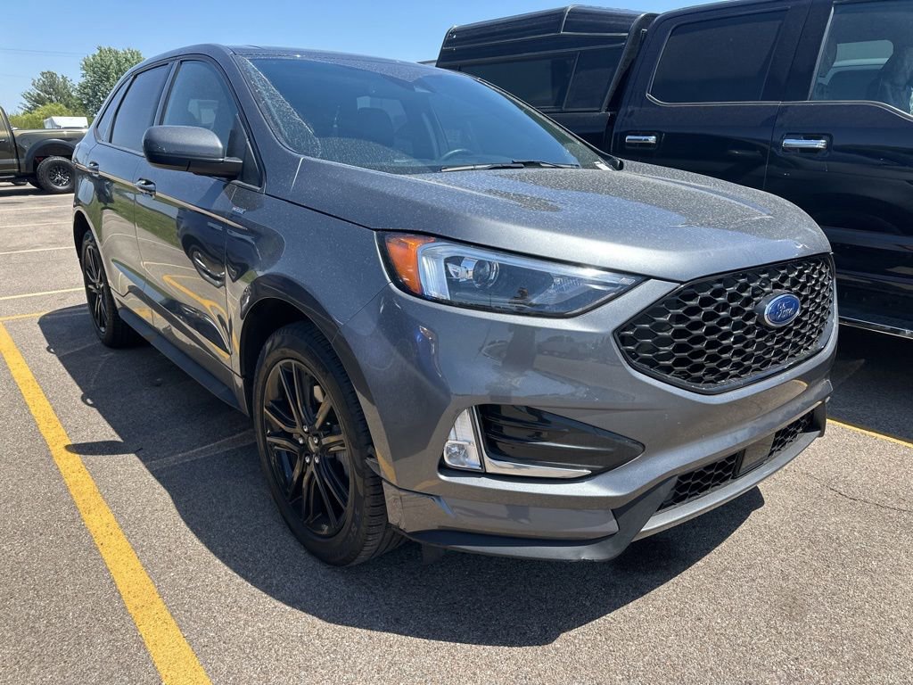 Used 2023 Ford Edge ST-Line AWD/4WD image 3
