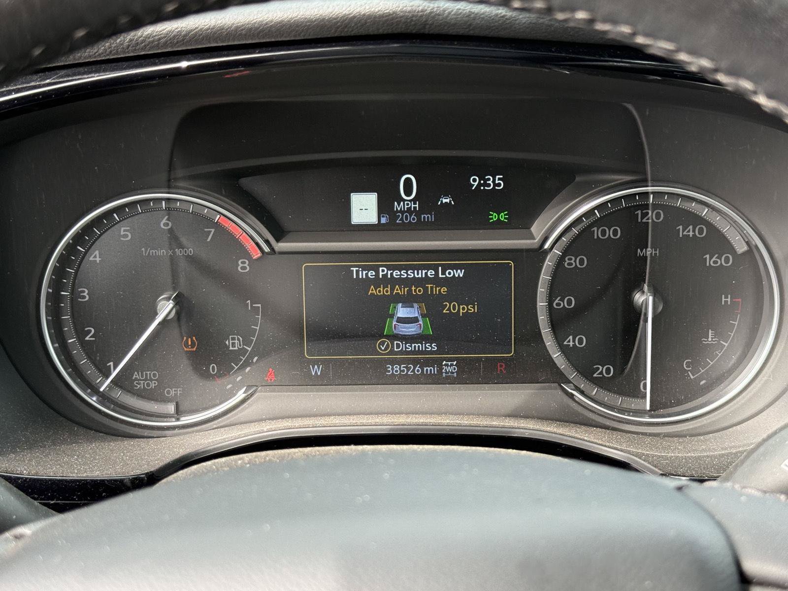 Used 2025 Cadillac XT6 Premium Luxury AWD/4WD image 19