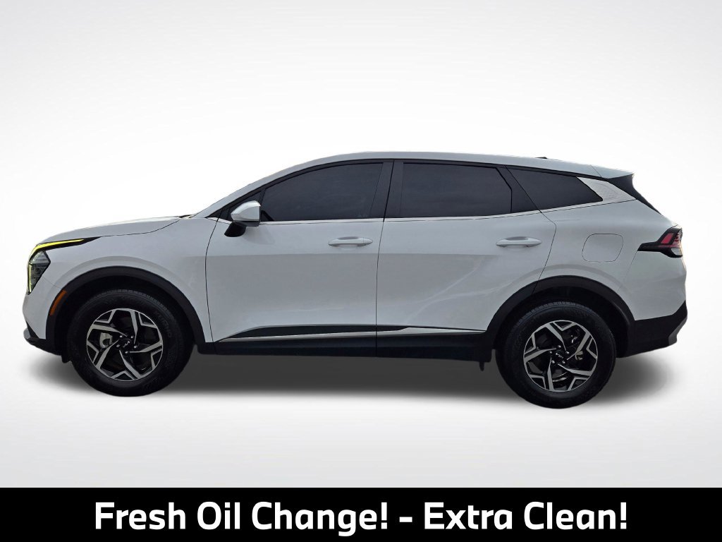 Used 2025 Kia Sportage LX AWD/4WD image 4