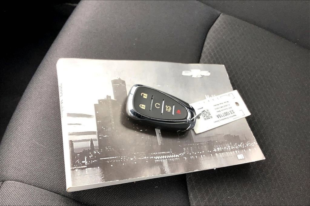 Used 2022 Chevrolet Malibu LS image 14