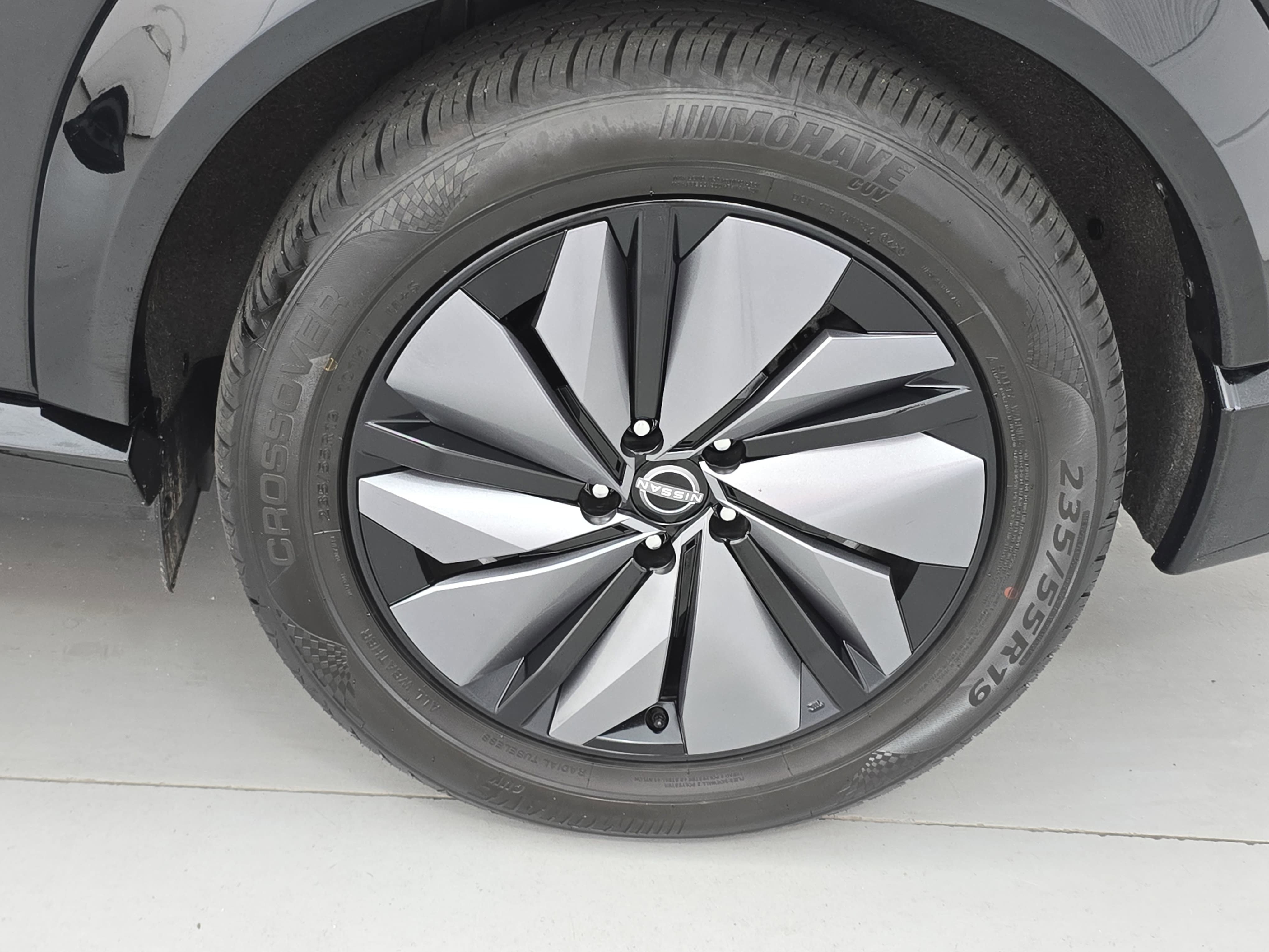 Certified 2024 Nissan Ariya FWD image 33