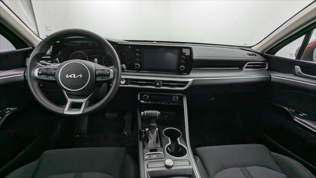 Used 2022 Kia K5 LXS FWD image 24