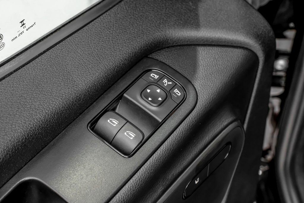 Used 2024 Mercedes-Benz Sprinter 3500 image 36