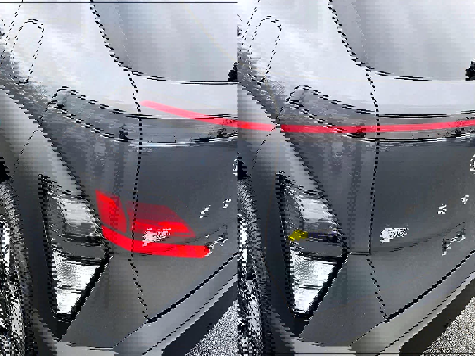 Used 2025 Hyundai Kona SEL image 32