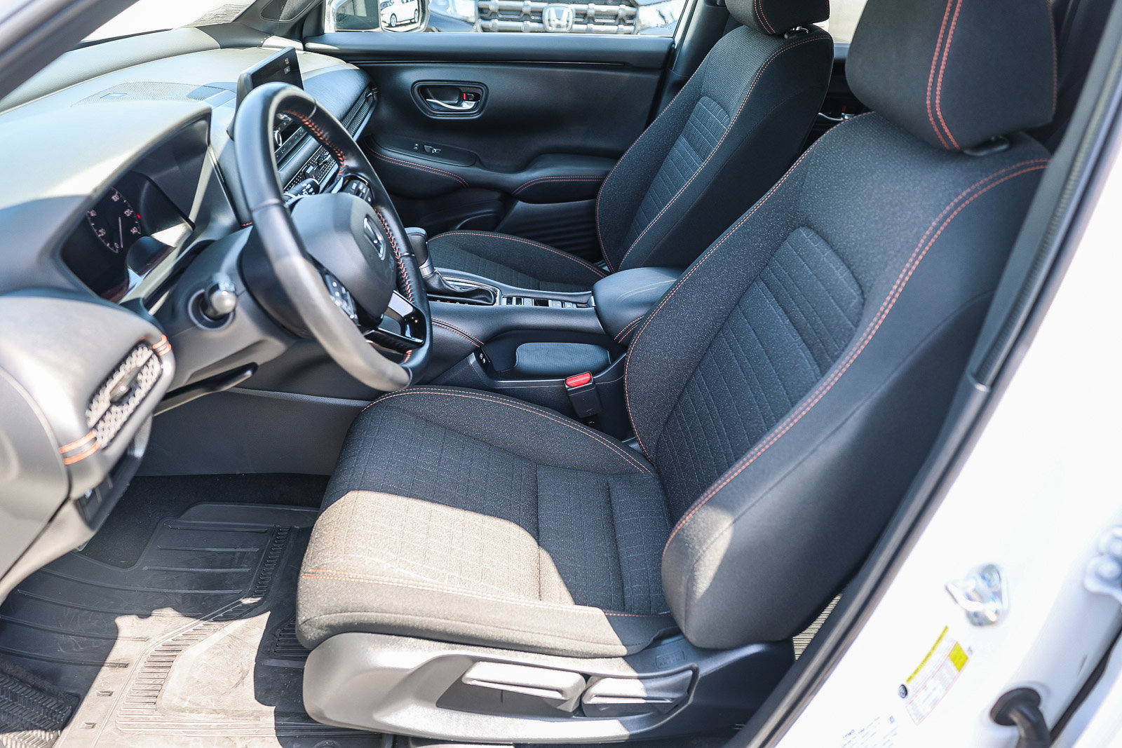 Certified 2025 Honda HR-V Sport image 10