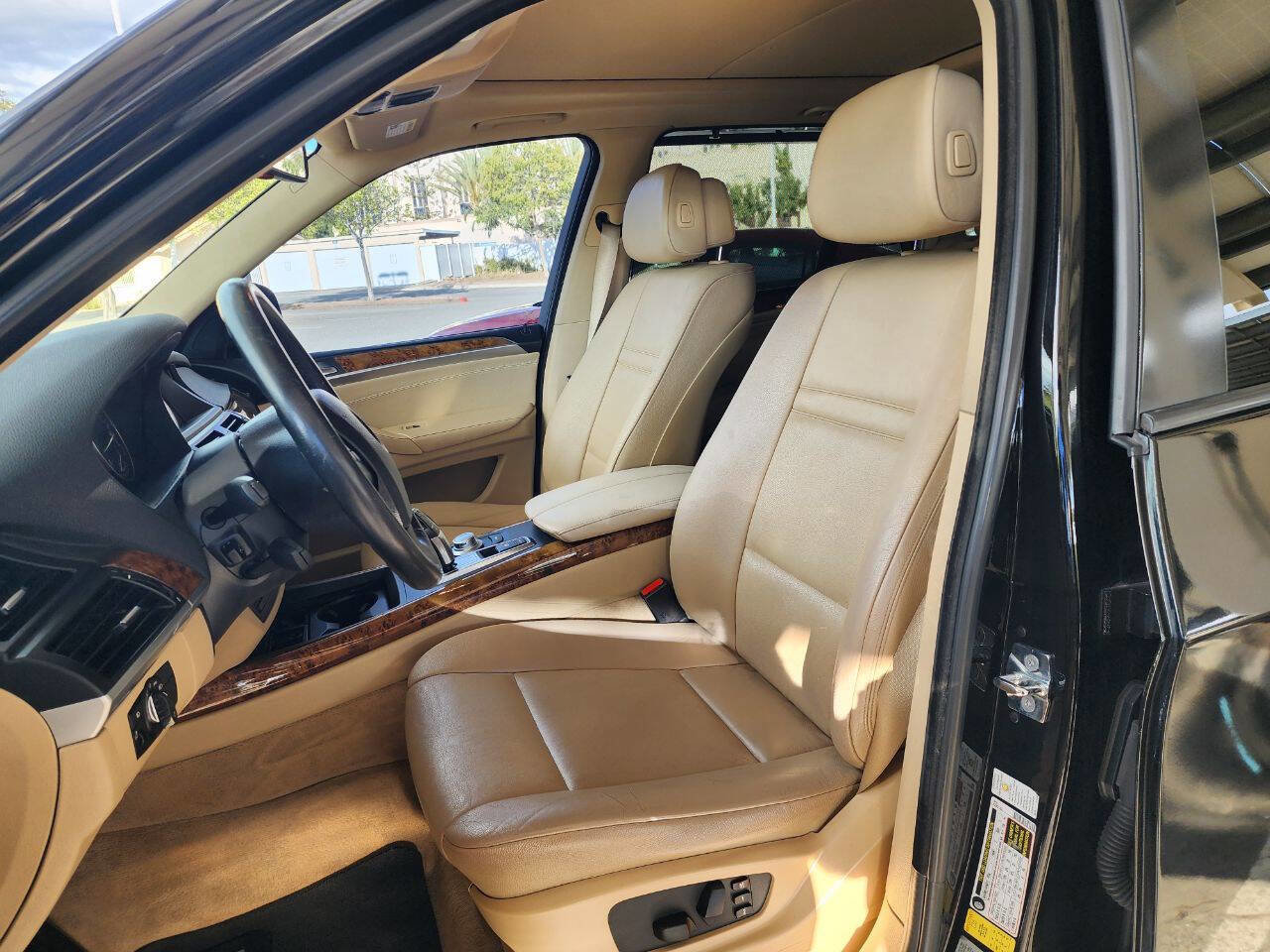 Used 2008 BMW X5 3.0si image 11