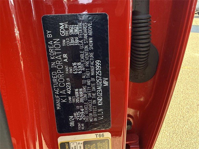 Certified 2025 Kia Soul LX w/ LX Technology Package image 29