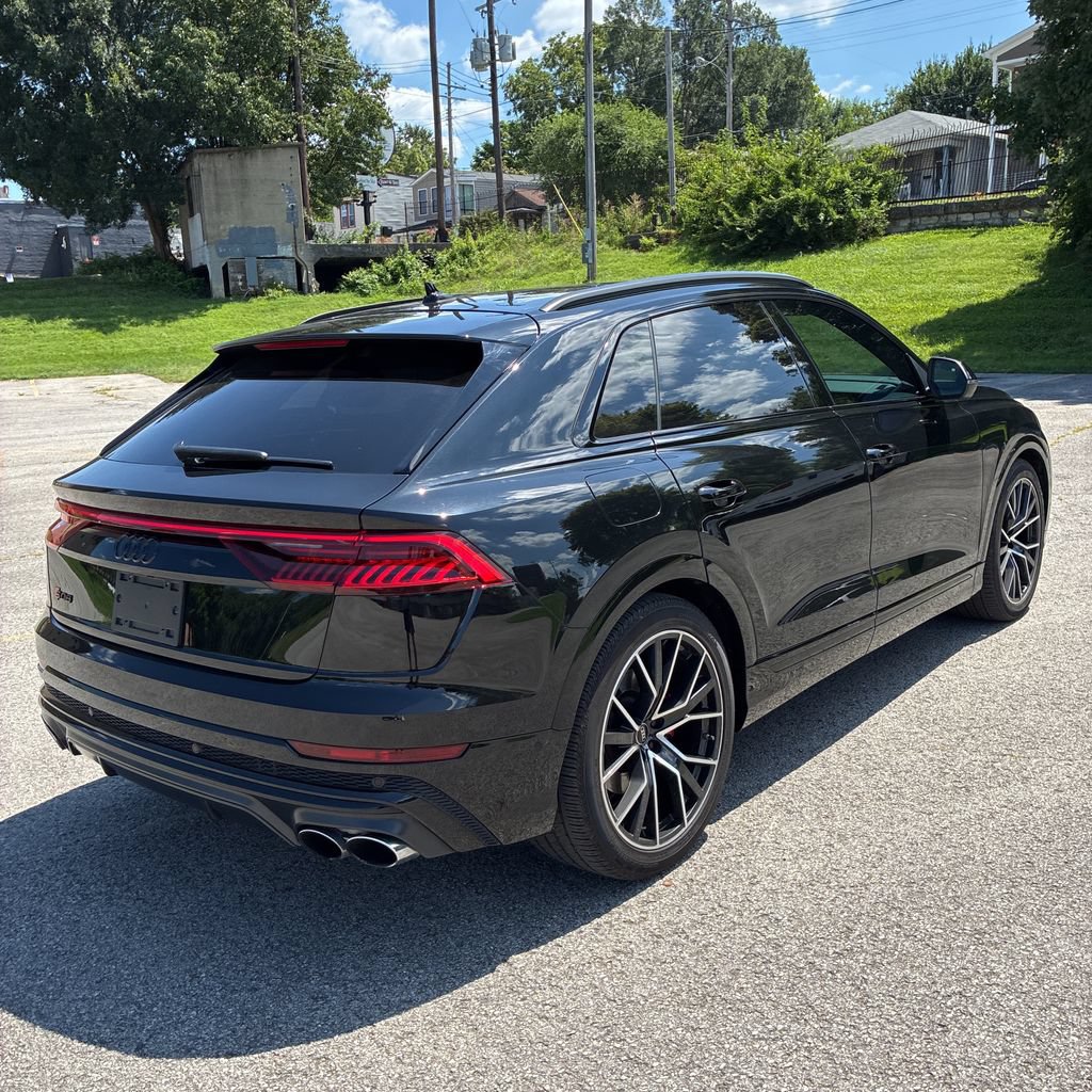 Used 2023 Audi SQ8 Premium Plus AWD/4WD image 9