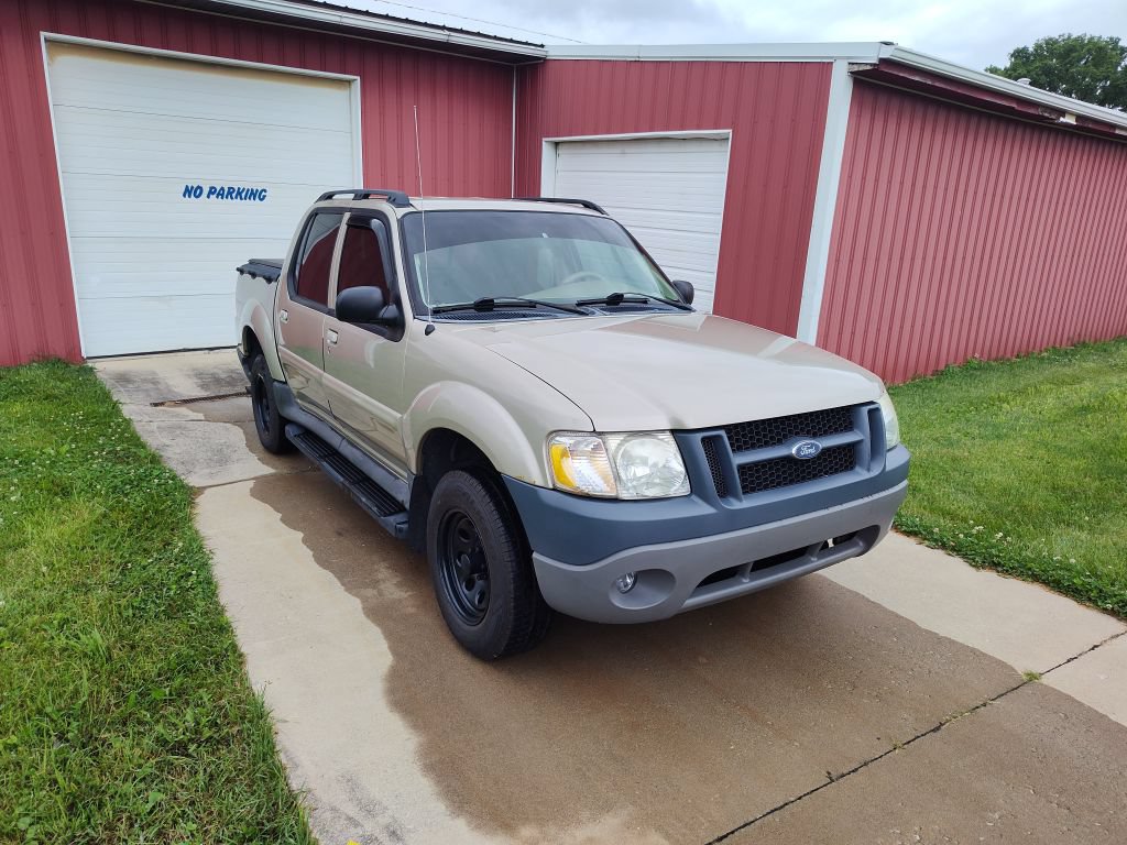 Used 2005 Ford Explorer Sport Trac 2WD image 4