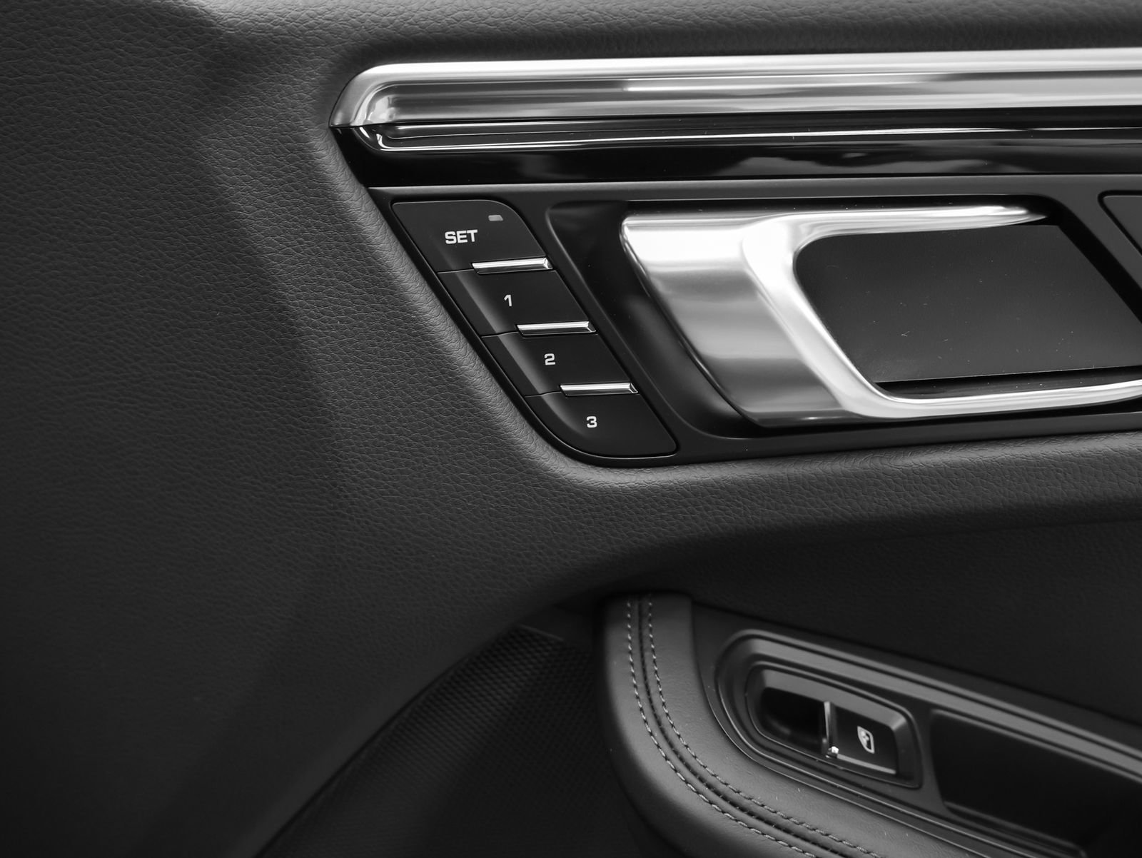 New 2026 Porsche Macan S AWD/4WD image 23
