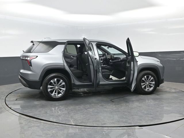 Used 2025 Chevrolet Equinox LT AWD/4WD image 25