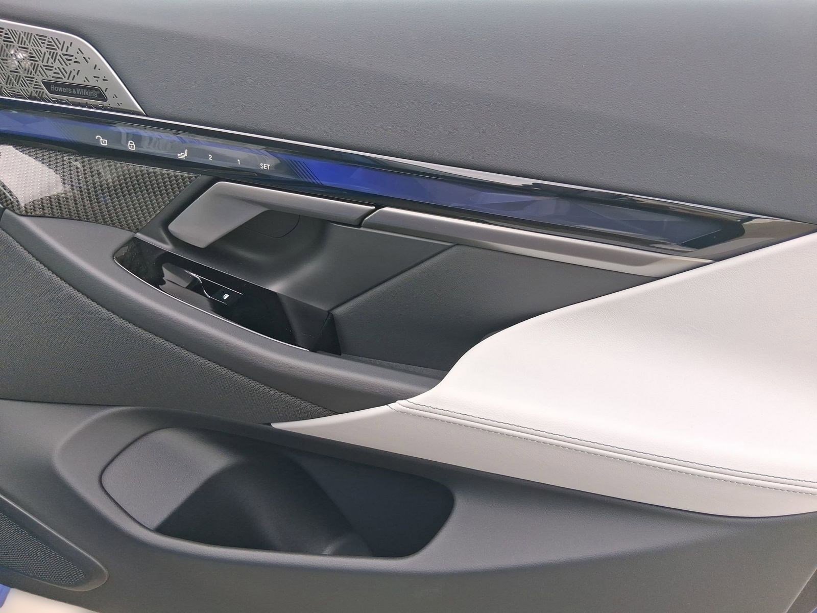 New 2026 BMW M5 w/ Executive Package AWD/4WD image 30