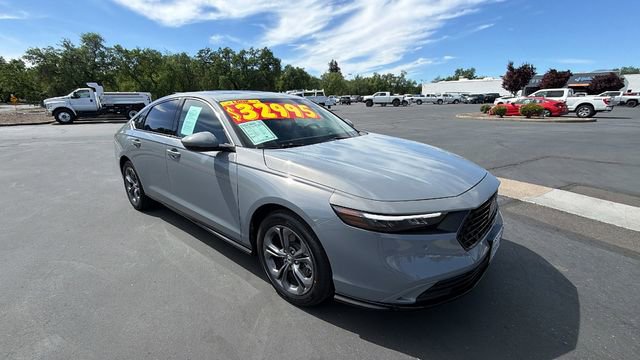 Used 2024 Honda Accord EX-L image 2
