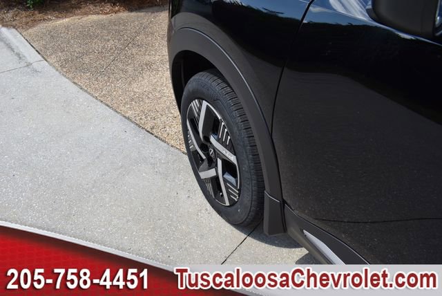 Used 2026 Nissan Kicks SV w/ SV Premium Package FWD image 15