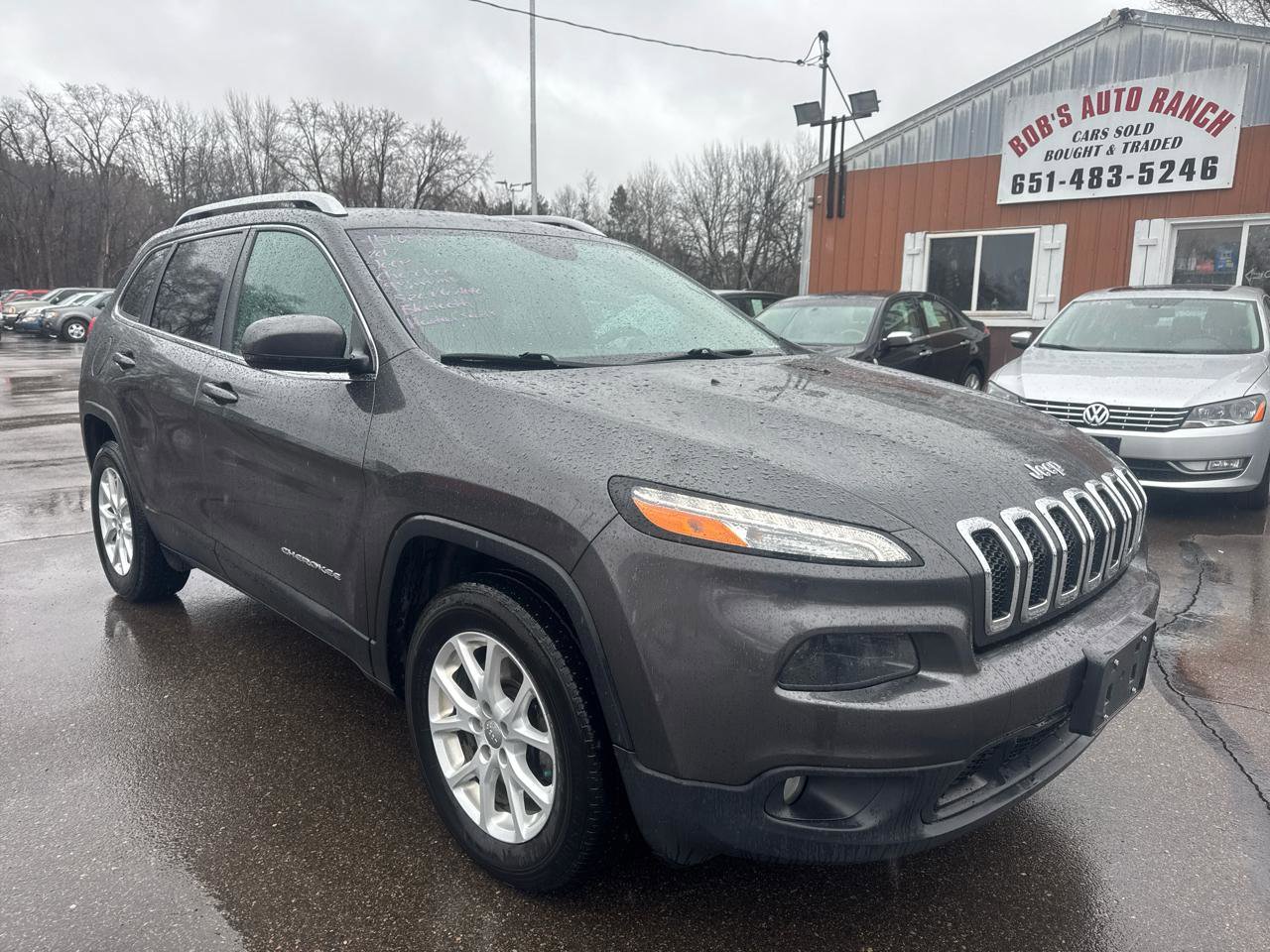 Used 2017 Jeep Cherokee Latitude w/ Safety/Convenience Group image 3